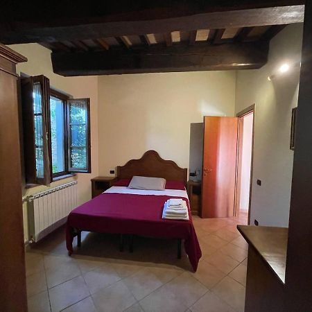 Residenza Il Falchetto อัสซิซี ภายนอก รูปภาพ
