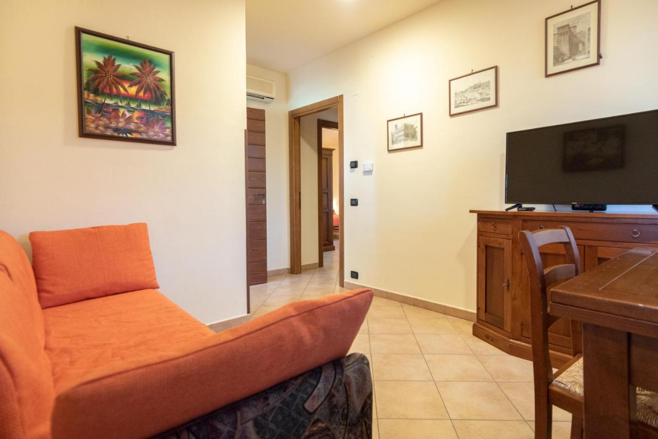 Residenza Il Falchetto อัสซิซี ภายนอก รูปภาพ