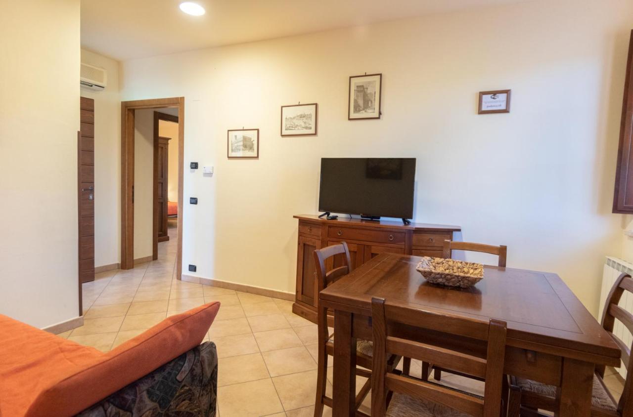 Residenza Il Falchetto อัสซิซี ภายนอก รูปภาพ