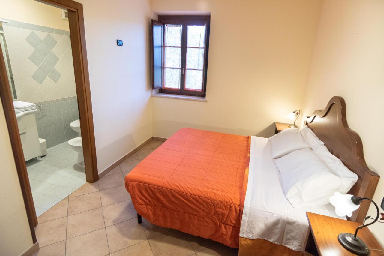 Residenza Il Falchetto อัสซิซี ภายนอก รูปภาพ