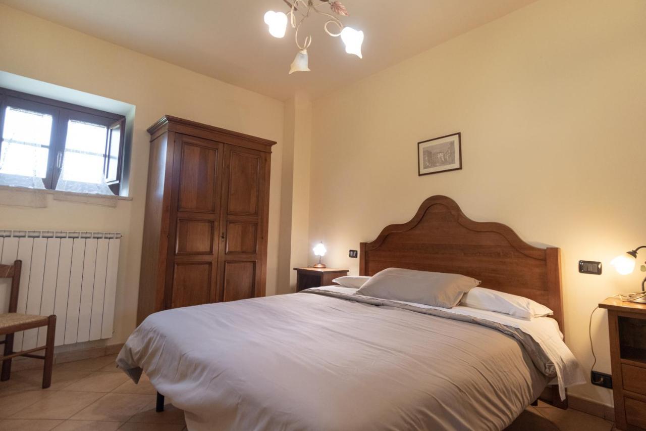Residenza Il Falchetto อัสซิซี ภายนอก รูปภาพ
