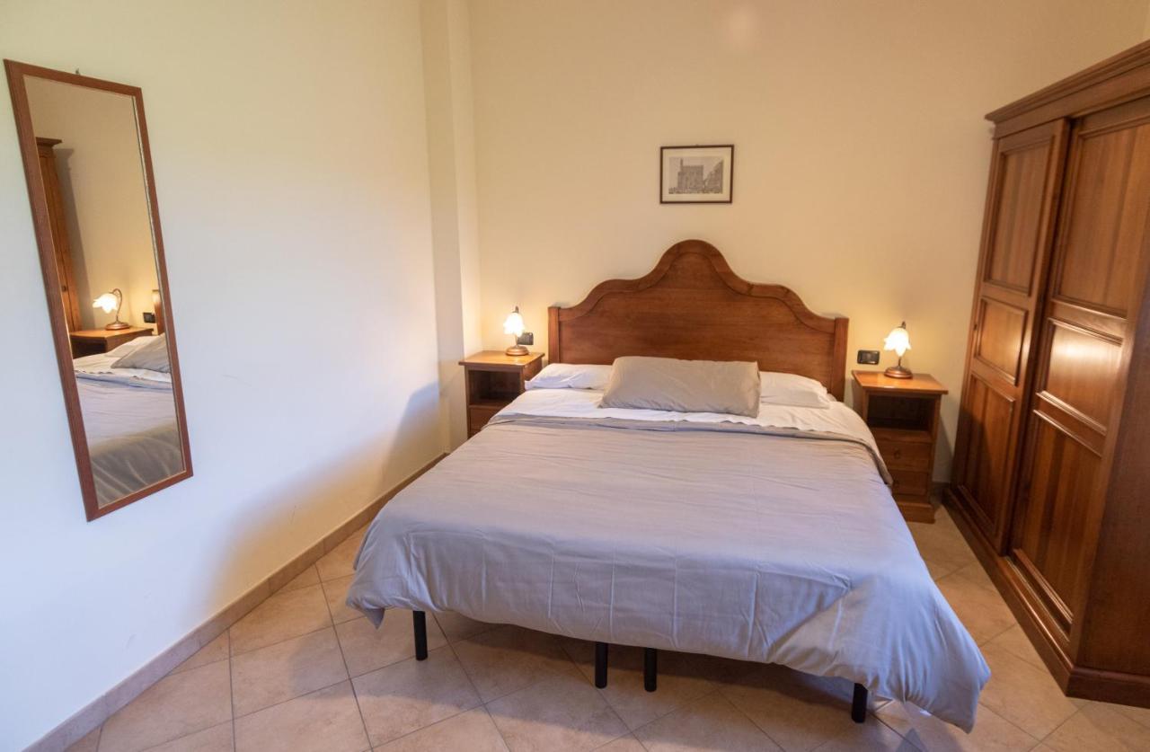 Residenza Il Falchetto อัสซิซี ภายนอก รูปภาพ